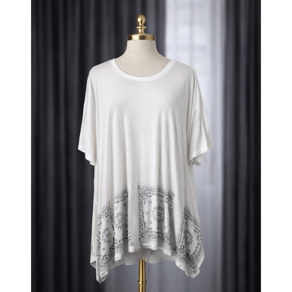 Laurie Felt Silky Rayon Made From Bamboo Paisley Printed Tunic Tee White Size XL